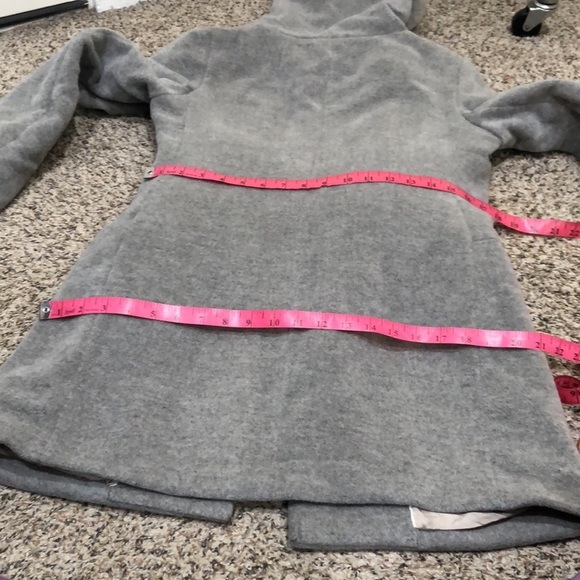 Aritzia Babaton Pearce Coat Size Small Gray Wool Cashmere Hooded Wool Cashmere - Picture 13 of 15